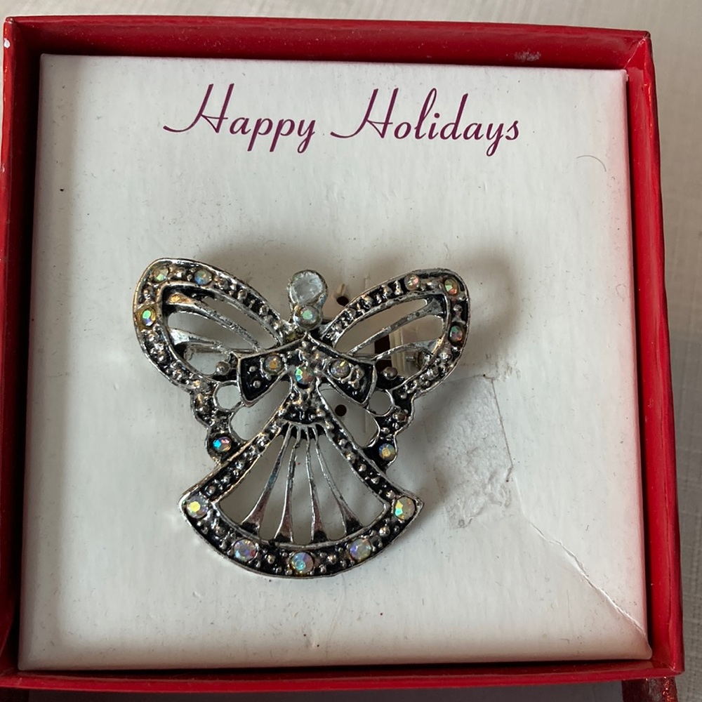 Angel pin
